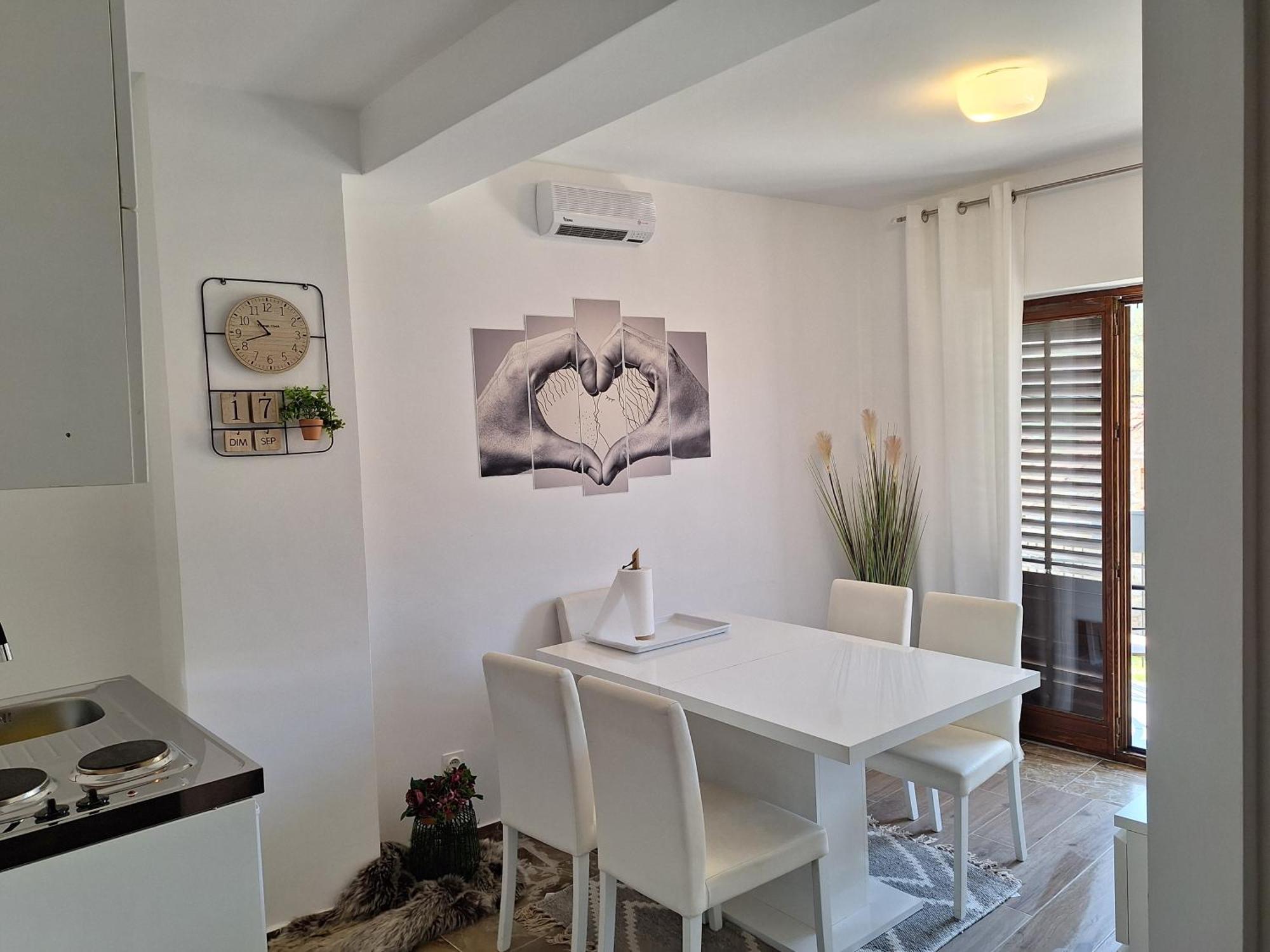 Mare Acomodação com café da manhã Vrlika Exterior foto